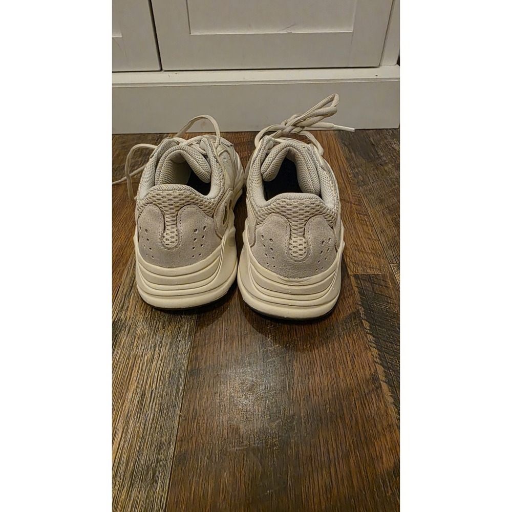RARE Men's Adidas Yeezy Boost 700 V2 350 Analog SZ 7.5 EG7596 - Picture 6 of 8
